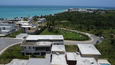 /international/jm/white-house-beach-club-white-house-wd-westmoreland-parish-310108645744/