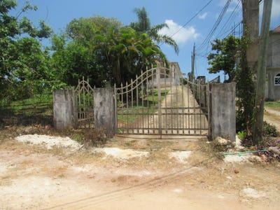 /international/jm/part-of-three-hills-st-charles-town-st-mary-parish-310108185985/