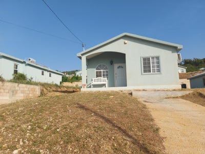 /international/jm/298-camelot-village-phase-2-unit-298-discovery-bay-st-ann-parish-310107836485/