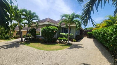 /international/jm/lot-499-heleconia-avenue-coolsha-st-ann-s-bay-st-ann-parish-310101108208/