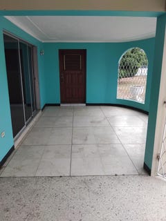 /international/jm/43-tewfix-drive-ziadie-gard-kingston-20-st-andrew-parish-310101108872/