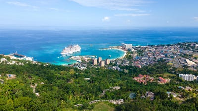 /international/jm/4-rising-river-road-shaw-park-st-ann-parish-310105985283/