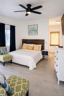 /international/jm/lot-630-whitehall-negril-unit-1-negril-westmoreland-parish-310106332803/