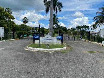 /international/jm/384-seaview-loop-may-pen-clarendon-310107705301/