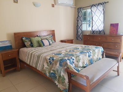 /international/jm/25-dumbarton-avenue-unit-8-kingston-10-st-andrew-parish-310101108761/?lang=en