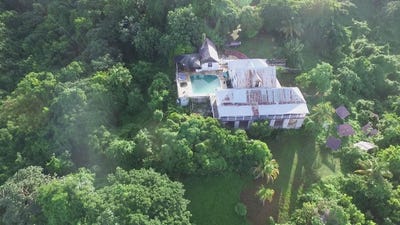 /international/jm/shafton-great-house-bluefields-westmoreland-parish-310106542818/