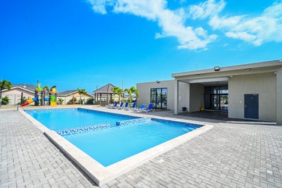 /international/jm/oak-estate-unit-172-bernard-lodge-saint-catherine-parish-310106630727/