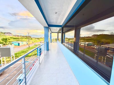 /international/jm/spur-tree-unit-3-mandeville-manchester-parish-310103489465/