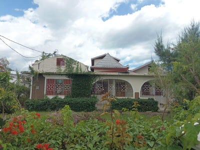 /international/jm/lot-40-begonia-drive-westmore-gardens-westmoreland-parish-310108672894/