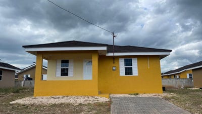 /international/jm/lot-437-colbeck-manor-phase-3-old-harbour-saint-catherine-parish-310100930273/?lang=en