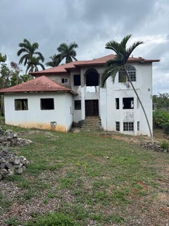 /international/jm/rhynie-drive-unit-y-hall-reading-st-james-parish-310108528878/