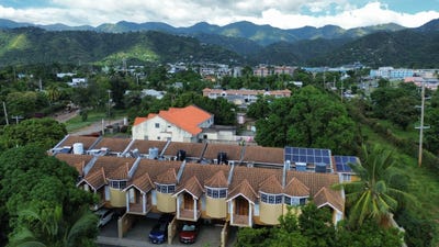 /international/jm/33-university-crescent-unit-2-kingston-7-st-andrew-parish-310106266908/