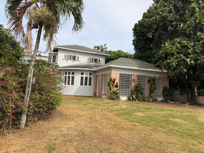 /international/jm/19-carmel-road-kingston-8-st-andrew-parish-310108528259/