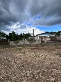 /international/jm/hamilton-drive-palmers-c-palmers-cross-clarendon-310107835530/
