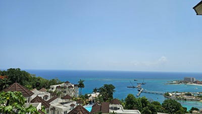 /international/jm/skycastle-unit-b3-ocho-rios-st-ann-parish-310101084069/?lang=en