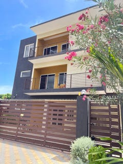 /international/jm/9-hills-haven-avenue-unit-7-kingston-19-st-andrew-parish-310100931191/?lang=en