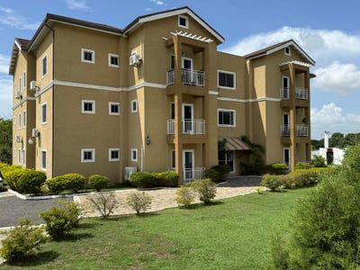 /international/jm/19a-merrivale-close-unit-27-kingston-8-st-andrew-parish-310108867892/