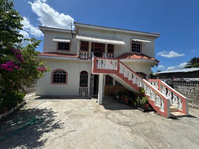 /international/jm/6-denbigh-clarendon-four-paths-clarendon-310107472660/