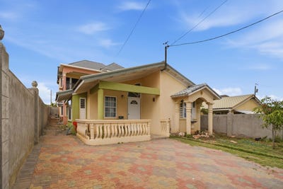 /international/jm/102-hellshire-estate-greater-greater-portmore-saint-catherine-parish-310107470831/