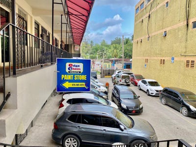 /international/jm/74-king-street-linstead-unit-16-linstead-saint-catherine-parish-310107757809/