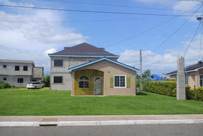 /international/jm/124-phoenix-park-village-greater-portmore-saint-catherine-parish-310106853585/