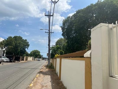 /international/jm/13-belmont-road-kingston-5-st-andrew-parish-310106506799/