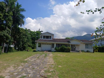 /international/jm/18-gloucester-avenue-kingston-6-st-andrew-parish-310108272698/