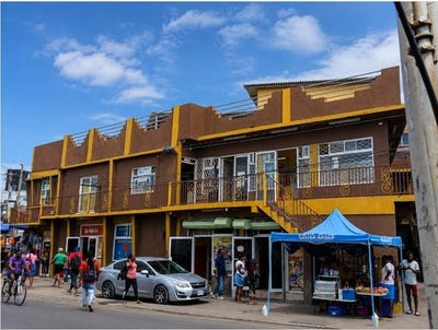 /international/jm/19-burke-road-spanish-town-unit-07-spanish-town-saint-catherine-parish-310107589680/