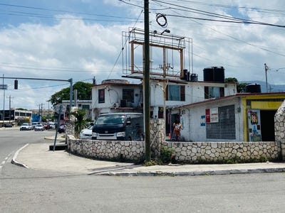 /international/jm/94-constant-spring-road-lot-1-kingston-10-st-andrew-parish-310107187443/