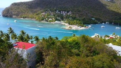 /international/lc/marigot-bay-marigot-bay-castries-city-120090191351/