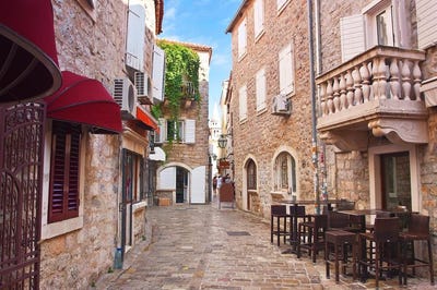 /international/me/budva-budva-310106129285/