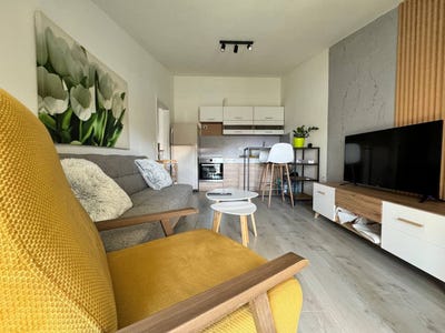 /international/me/budva-budva-310099589595/