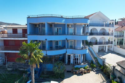 /international/me/house-with-hotel-capacity-in-dobre-vode-dobre-vode-bar-310104833405/