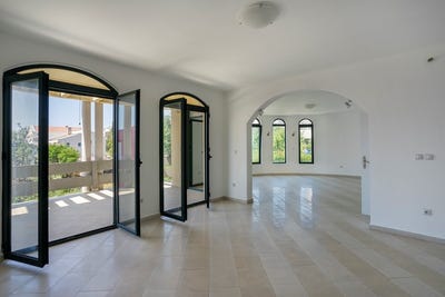 /international/me/utjeha-ulcinj-municipality-310100782979/