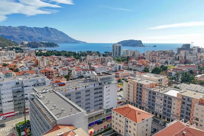 /international/me/budva-budva-310107534535/