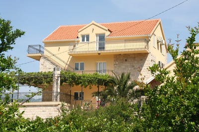/international/me/dobrota-kotor-310100788643/