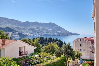 /international/me/beii-budva-municipality-310108316646/