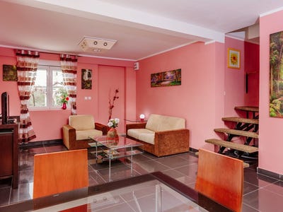 /international/me/apartment-with-three-bedrooms-and-sea-views-in-bigovo-bigovo-kotor-310107566006/