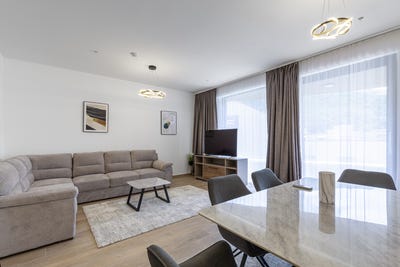 /international/me/rafailovici-budva-municipality-310104167811/