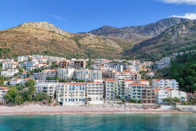 /international/me/sveti-stefan-budva-310107534328/