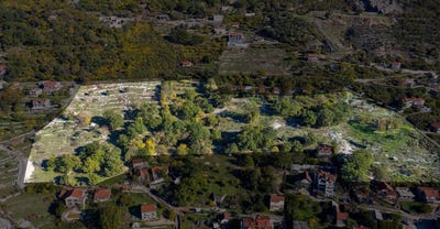 /international/me/kotor-kotor-310105987531/