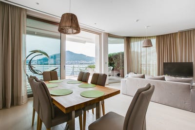 /international/me/budva-budva-310100790141/