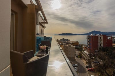 /international/me/budva-budva-310101336072/?lang=en