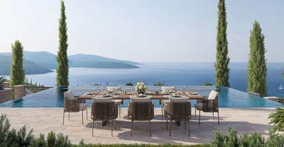 /international/me/lustica-lustica-herceg-novi-municipality-310106740239/