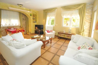 /international/me/budva-budva-310107534273/