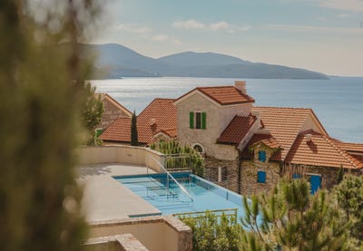 /international/me/radovici-radovici-tivat-municipality-310108052760/