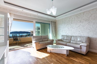 /international/me/becici-budva-310105025868/
