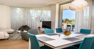 /international/me/dukley-gardens-budva-budva-310105991829/