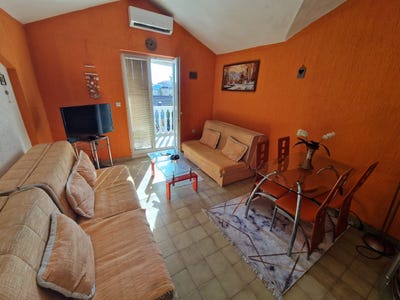 /international/me/budva-budva-310099589609/