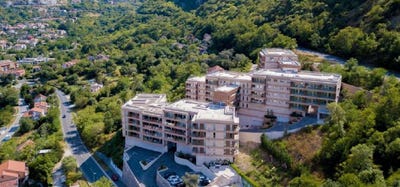 /international/me/cq97-629-skaljari-montenegro-skaljari-kotor-municipality-310102436689/